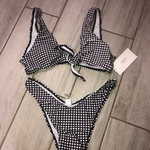 ZAFUL white and black two piece bathing suit